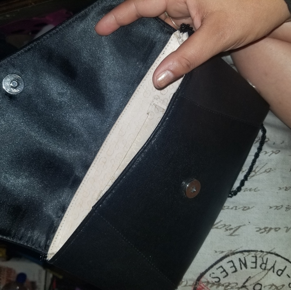 Purse - Picture 2 of 3